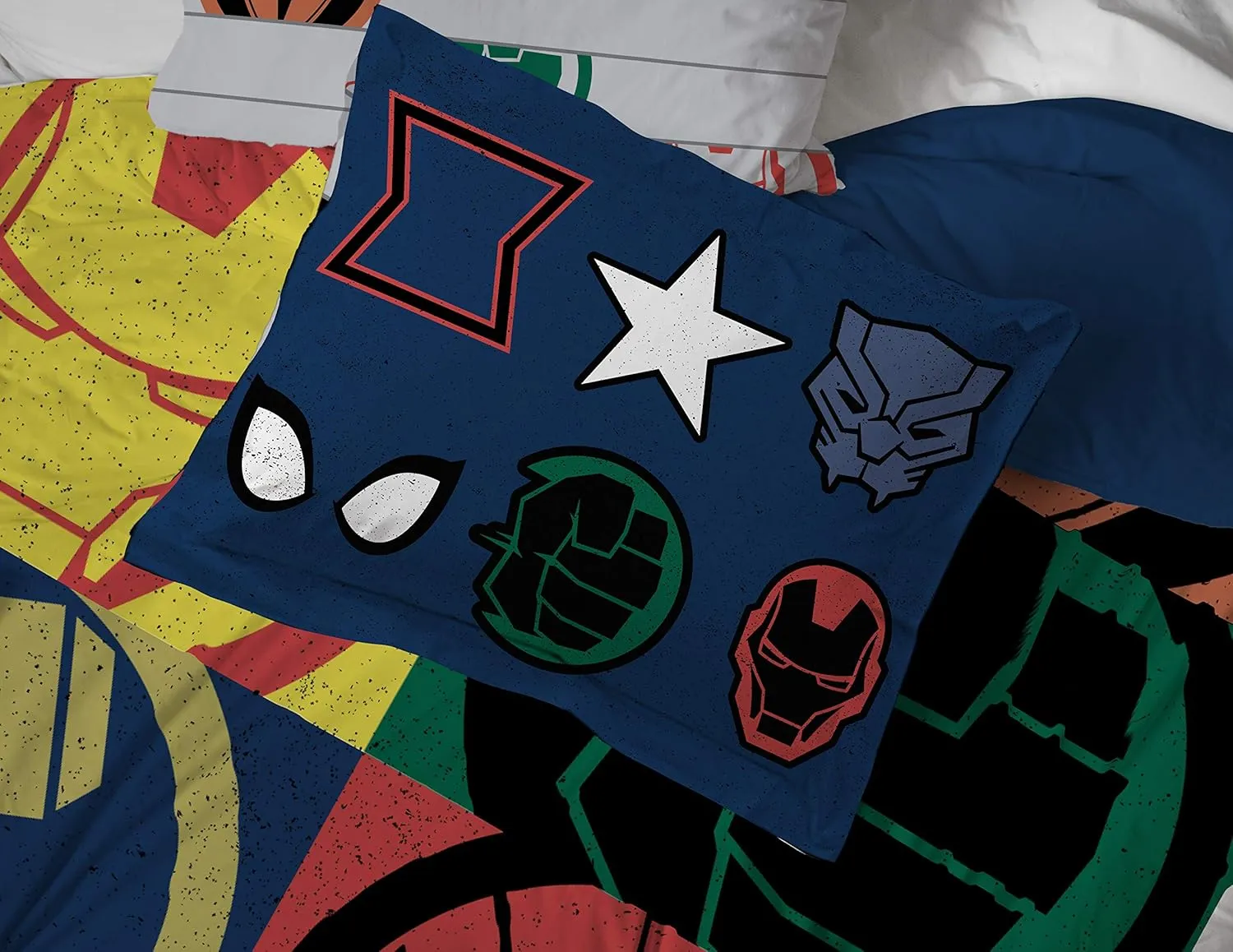 Jay Franco Marvel Avengers Emblems 7 Piece Queen Bed Set - Includes Comforter & Sheet Set Bedding - Super Soft Fade Resistant Microfiber (Official Marvel Product)